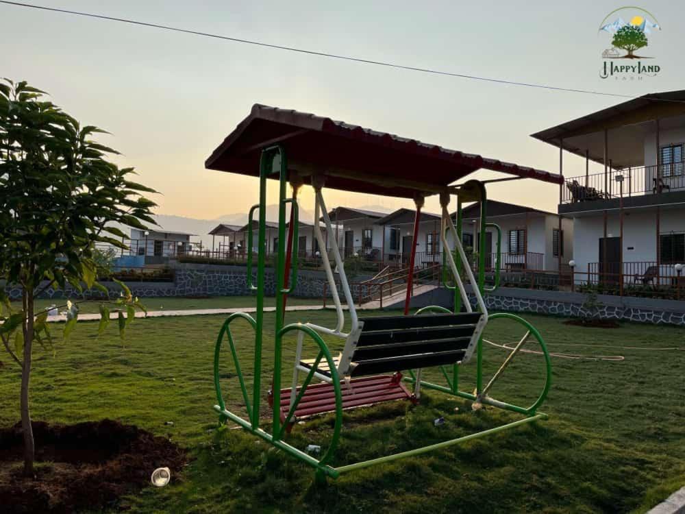 Hotel Happy Land Farm Karjat Exterior foto
